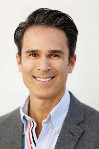 File:Gary Janetti.jpg