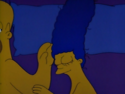 One Fish, Two Fish, Blowfish, Blue Fish Marge Homer.png