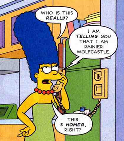 Marge Simpson Living.png