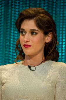 Lizzy Caplan.jpg