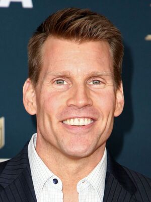 Scott Hanson.jpg