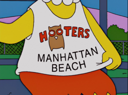 Hooters t-shirt.png